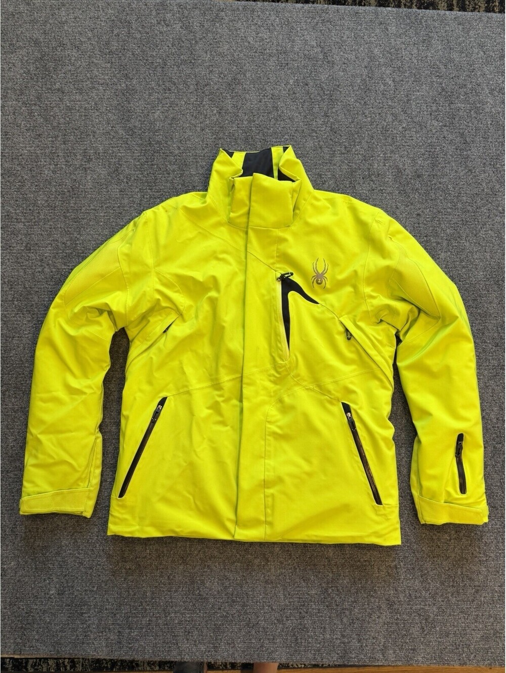Spyder Ski Jacket Men’s M -Snowboarding Outdoors Mountain Snow Insulated Safety